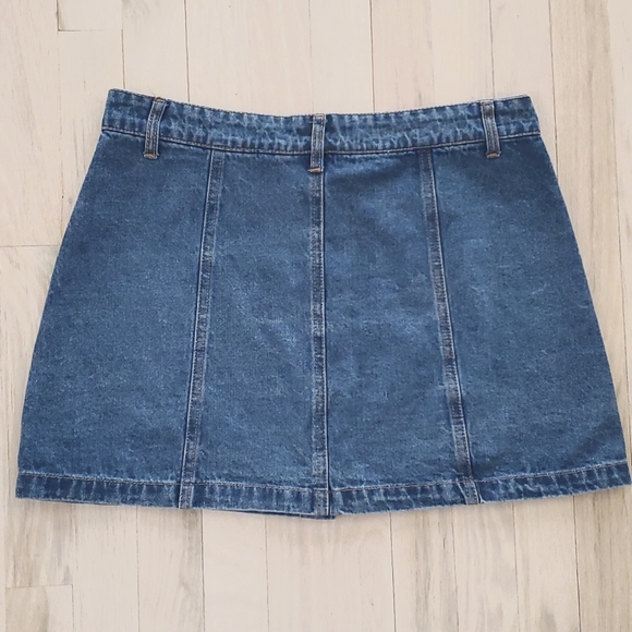 Forever 21 Womens Blue Jean Denim A-Line Button Front Mini Skirt Size 30 Blue - Picture 2 of 6